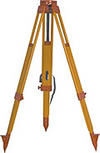 Dřevěný stativ FS 24 s rychlosvěrami a rozsahem 105 - 170 cm