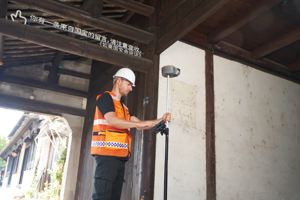 CHCNAV ViLi i100 - GNSS s LiDAREM