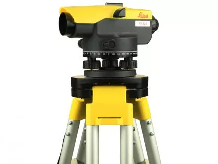 Nivelan sada Leica NA324