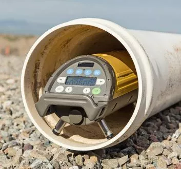 Potrubní laser Topcon TP-L5G s kalibrací, zánovní